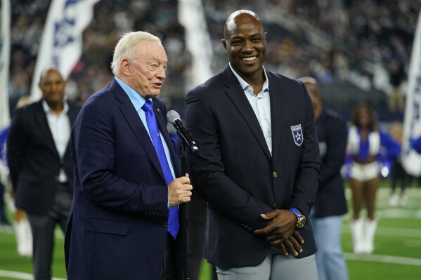 Jerry jones watch new arrivals